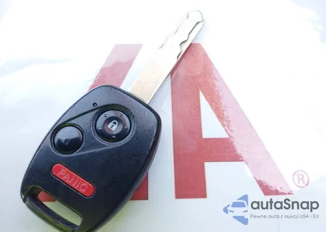 2011 Honda Civic Lx z USA, uszkodzony, nr VIN 19XFA1F56BE028959